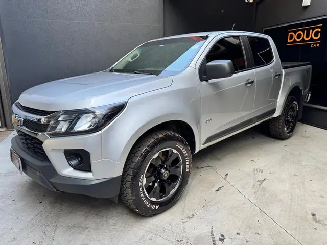 Carro Chevrolet S10 Cabine Dupla 2022 S10 2.8 CTDI LS 4WD (Cabine Dupla)