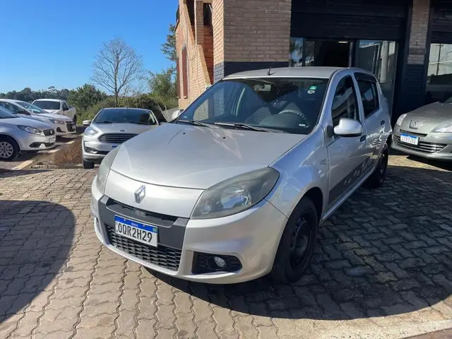 Carro Renault Sandero 2014 Authentique 1.0 16V (flex)