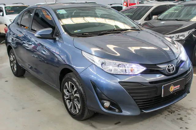 Carro Toyota Yaris Sedan 2020 1.5 XL Live CVT (Flex)