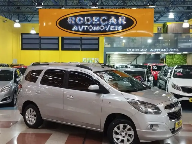 Carro Chevrolet Spin 2014 LTZ 7S 1.8 (Flex)