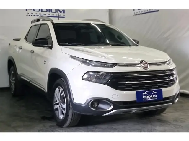 Carro Fiat Toro 2018 Volcano 2.0 diesel AT9 4x4
