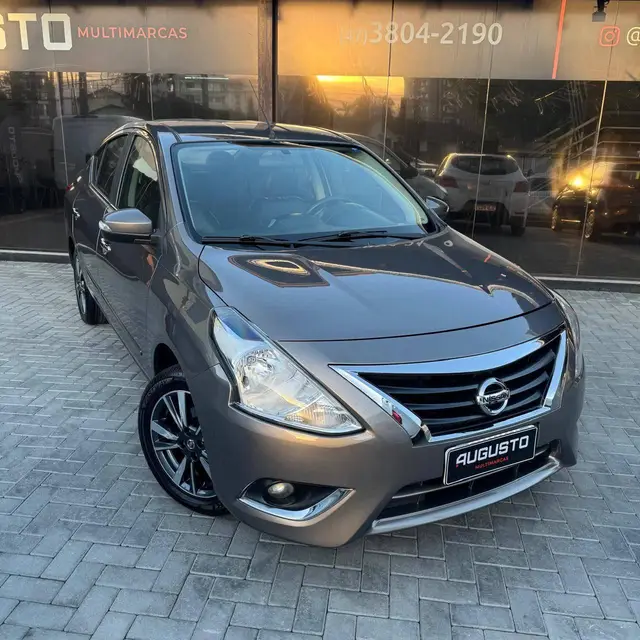 Carro Nissan Versa 2018 1.6 16V Unique CVT (Flex)
