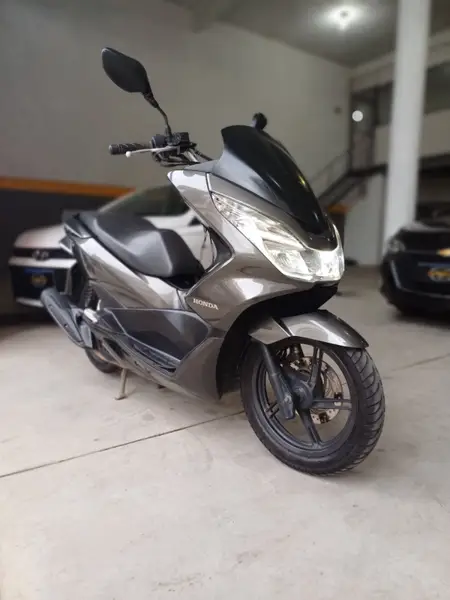 Moto Honda PCX 150 2017 DLX