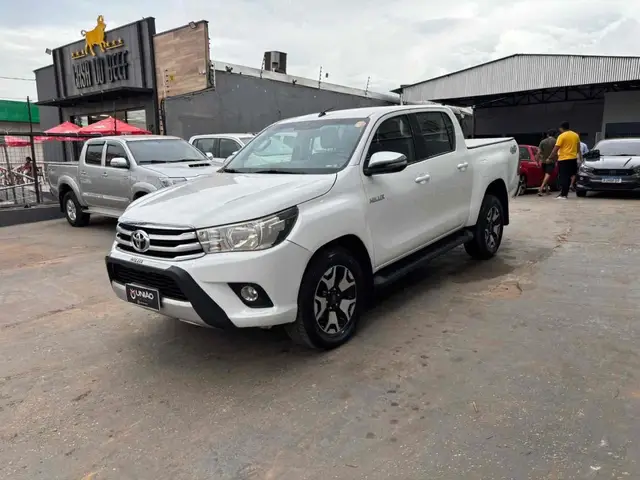 Carro Toyota Hilux Cabine Dupla 2016 Hilux 2.8 TDI SRV CD 4x4 (Aut)