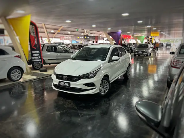 Carro Fiat Cronos 2022 Drive 1.3