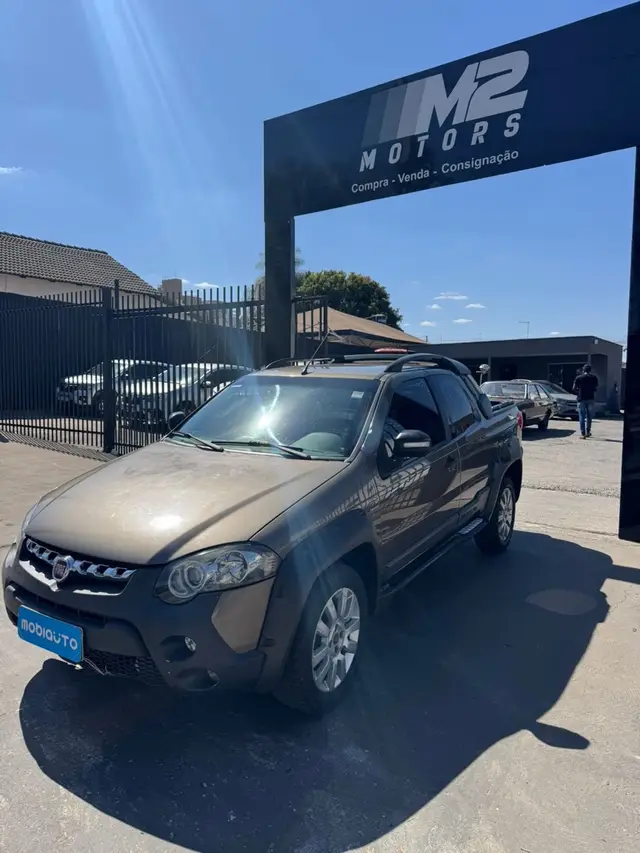Carro Fiat Strada 2014 Adv.1.8 16V Dualogic Flex CD