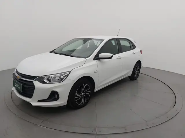 Carro Chevrolet Onix Plus 2025 LT 1.0