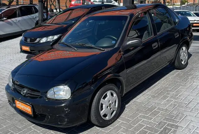 Carro Chevrolet Classic 2005 Corsa Sedan  Life 1.0 VHC
