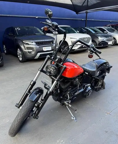 Moto Harley-Davidson FX 2012 BLACKLINE FXS
