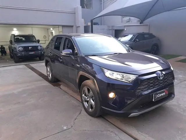 Carro Toyota RAV4 2019 S 2.5 L AWD HYBRID