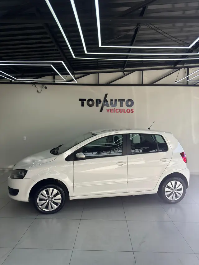 Carro Volkswagen Fox 2013 1.6 VHT (Flex)