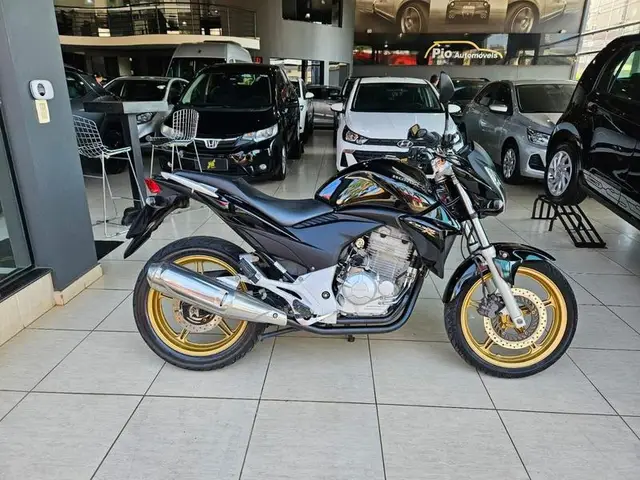 Moto Honda CB 300R 2015 (ABS)