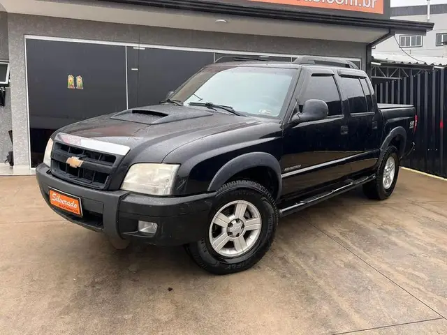 Carro Chevrolet S10 Cabine Dupla 2011 S10 Advantage 4x2 2.4 (Flex) (Cab Dupla)