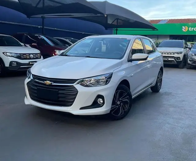 Carro Chevrolet Onix 2025 LT 1.0