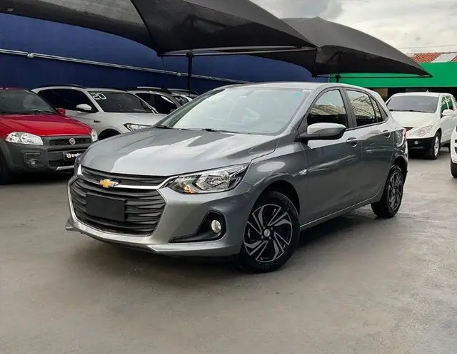Carro Chevrolet Onix 2025 LT 1.0