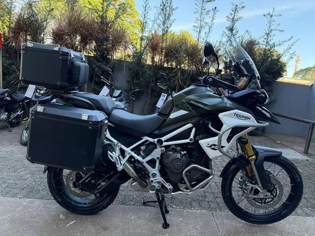 Moto Triumph Tiger 1200 2023 Rally Pro