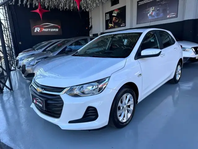 Carro Chevrolet Onix 2023 LT 1.0