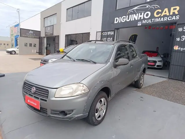 Carro Fiat Strada 2013 Working 1.4 (Flex) (Cabine Dupla)