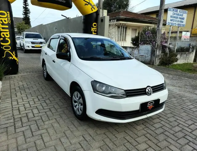 Carro Volkswagen Voyage 2016 1.6 VHT Comfortline (Flex)