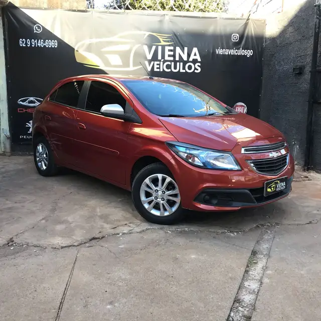 Carro Chevrolet Onix 2014 1.0 Loolapalooza SPE/4