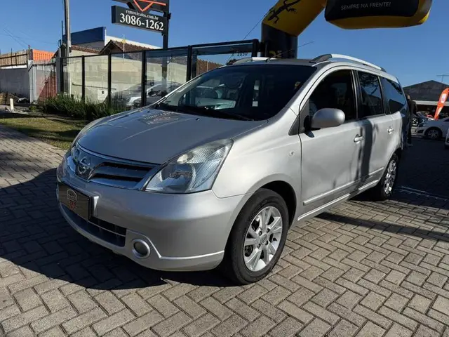 Carro Nissan Grand Livina 2014 S 1.8 16V (flex)