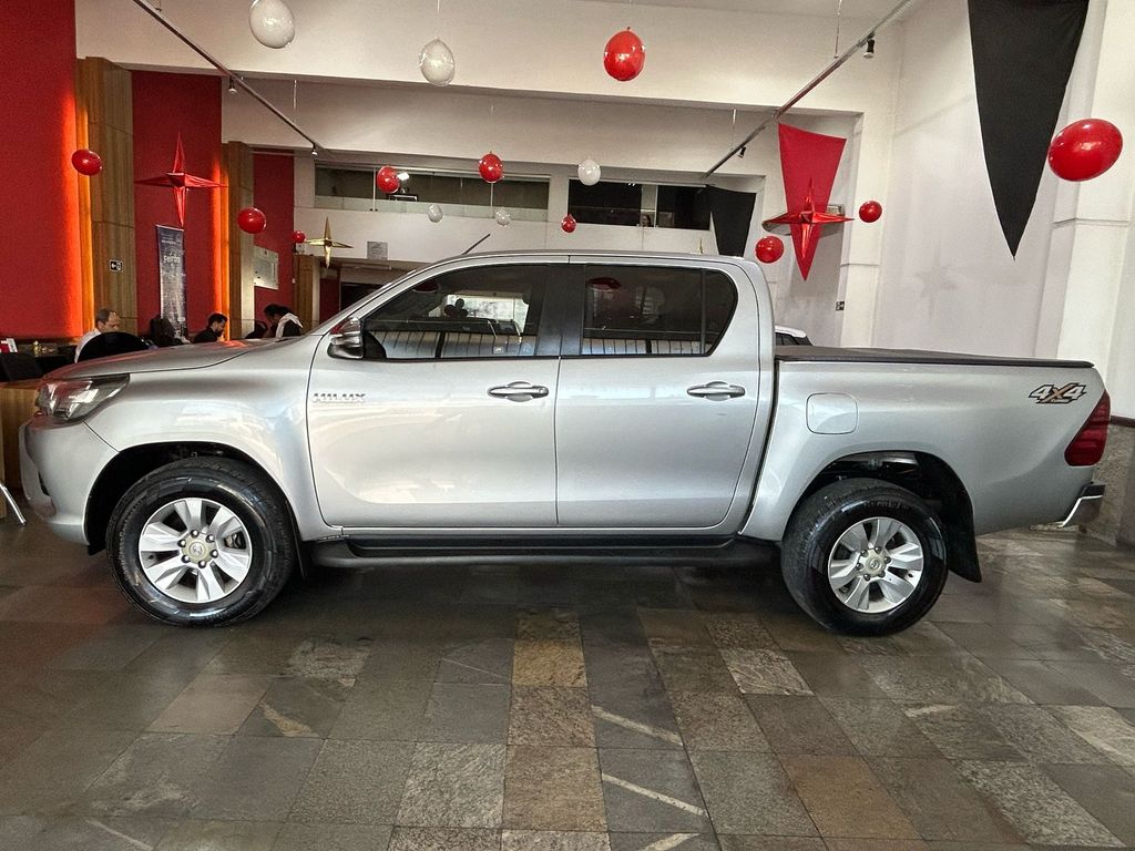 Hilux Cabine Dupla Hilux 2.8 TDI SRV CD 4x4 (Aut)