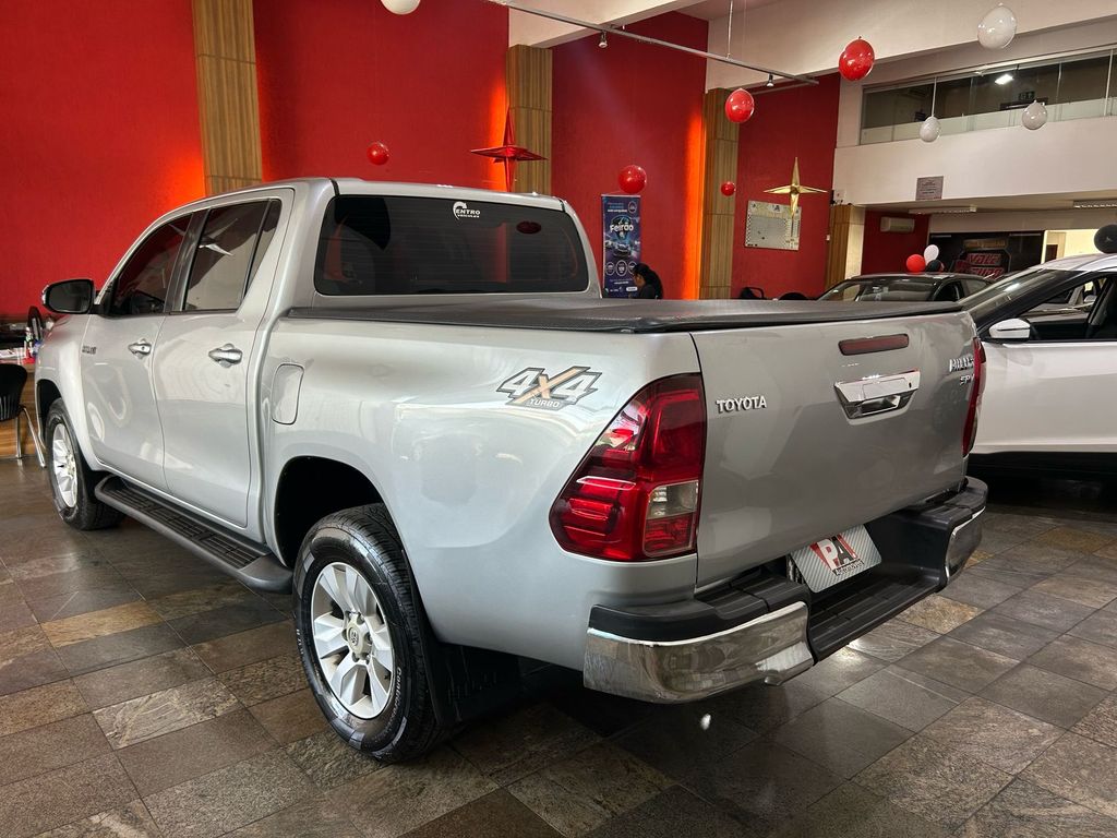 Hilux Cabine Dupla Hilux 2.8 TDI SRV CD 4x4 (Aut)