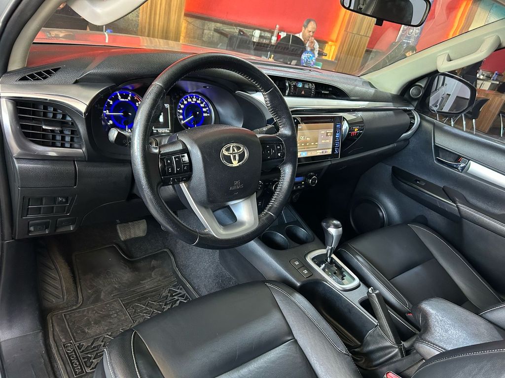 Hilux Cabine Dupla Hilux 2.8 TDI SRV CD 4x4 (Aut)