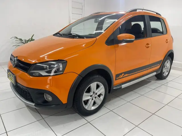 Carro Volkswagen CrossFox 2011 1.6 (Flex)