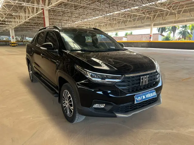 Carro Fiat Strada 2023 Ranch 1.3 Flex 8V CD Aut.
