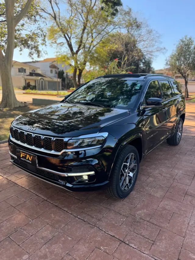 Carro Jeep Commander 2023 Overland 2.0 TD380