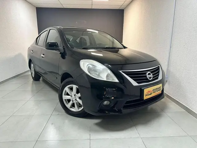 Carro Nissan Versa 2013 1.6 16V SL (Flex)