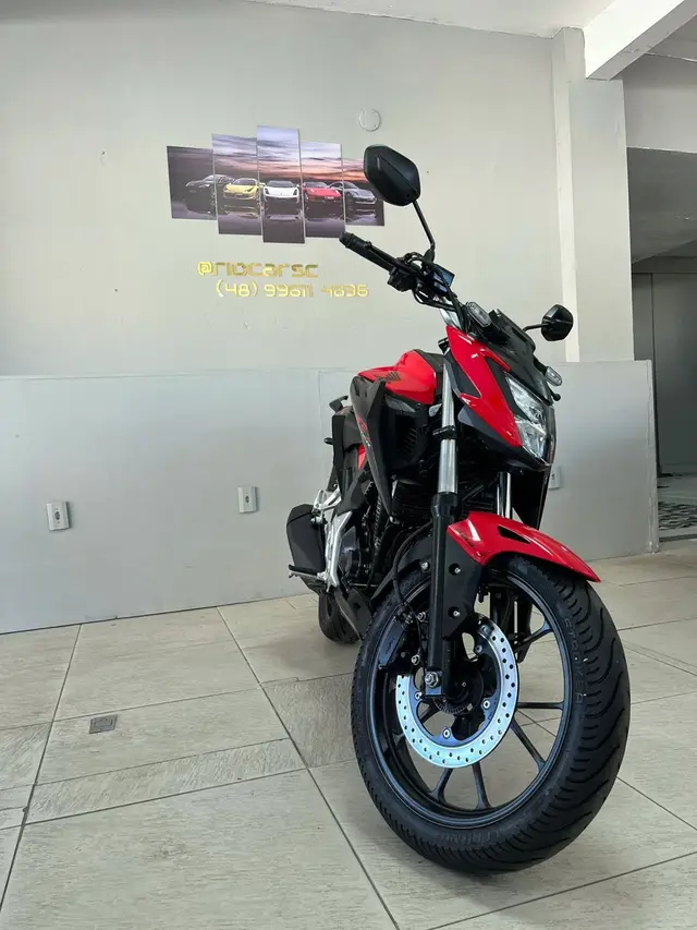 Moto Honda CB 300F Twister 2023 (CBS)