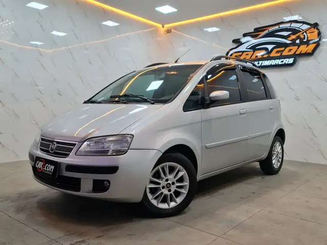 Carro Fiat Idea 2010 ELX 1.8 mpi Flex 8V 5p