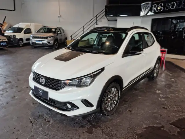 Carro Fiat Argo 2020 1.3 Trekking (Flex)