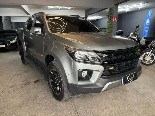 Carro Chevrolet S10 Cabine Dupla 2024 High Country 2.8 Turbodiesel (Aut.)