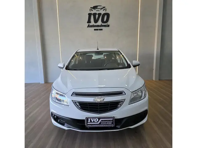 Carro Chevrolet Onix 2013 1.0 LT SPE/4