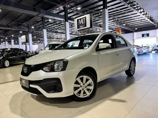 Carro Toyota Etios Sedan 2019 X Plus 1.5 (Flex)
