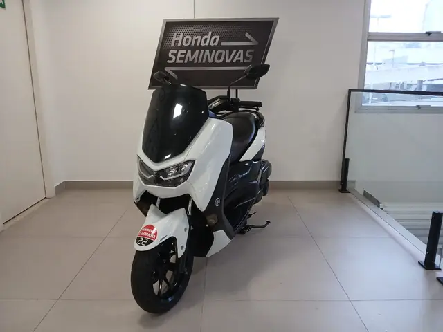 Moto Yamaha NMax 2022 160 ABS