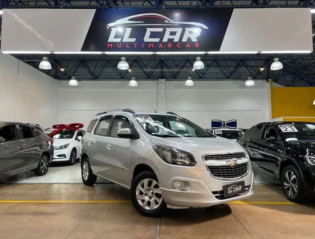 Carro Chevrolet Spin 2015 LTZ 7S 1.8 (Flex)