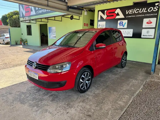 Carro Volkswagen Fox 2013 1.0 VHT (Flex) 4p