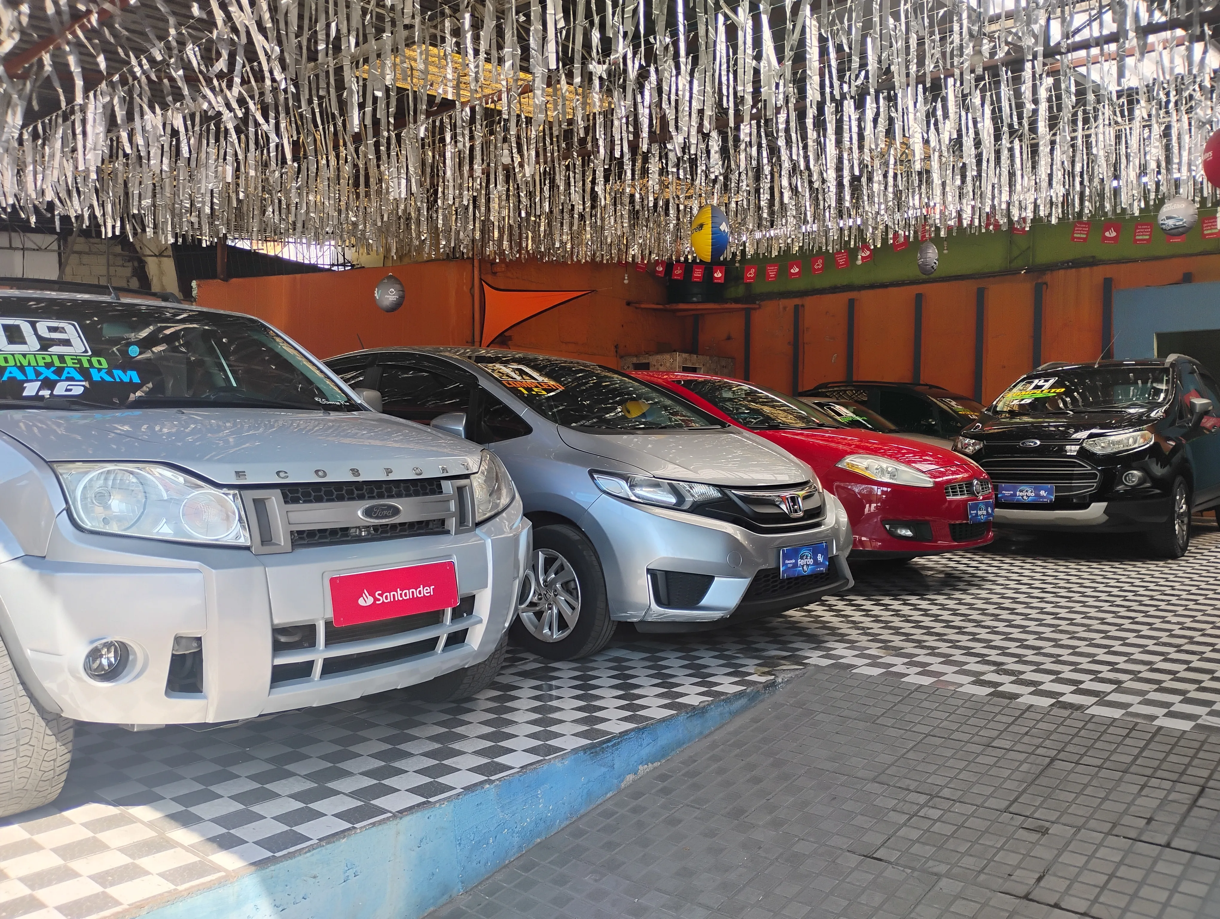 Fachada da loja Cupece veiculos - São Paulo - SP