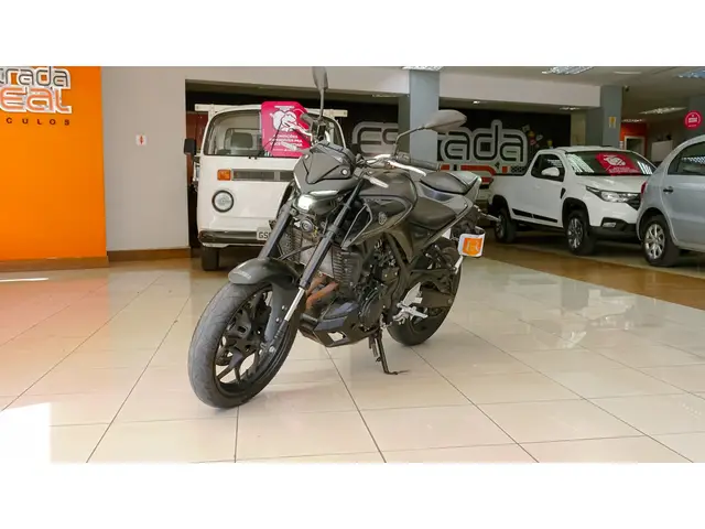 Moto Yamaha MT-03 2022 ABS