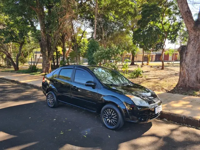 Carro Ford Fiesta Sedan 2008 First 1.6 (Flex)
