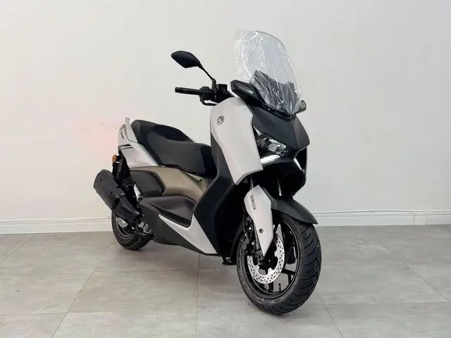 Moto Yamaha XMax 2025 250 Connected