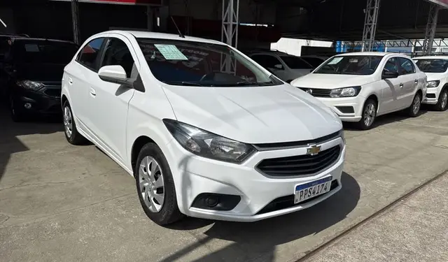 Carro Chevrolet Onix 2018 LT 1.4 8V FlexPower 5p Mec.