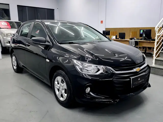 Carro Chevrolet Onix 2024 1.0