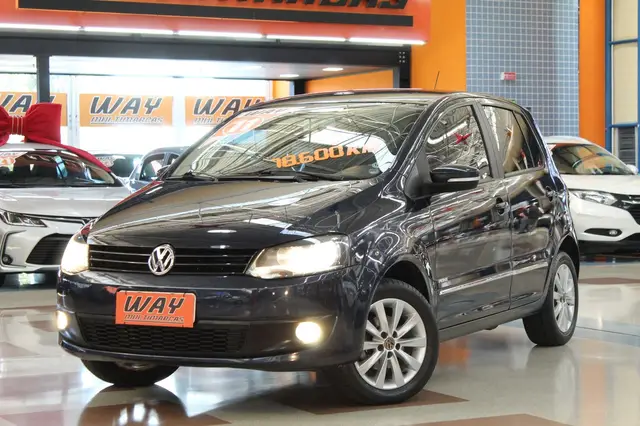 Carro Volkswagen Fox 2011 1.6 8V (Flex)