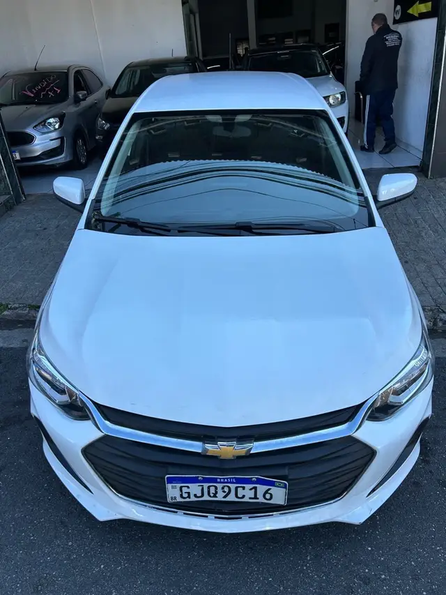 Carro Chevrolet Onix 2023 LT 1.0