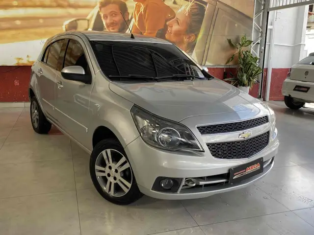 Carro Chevrolet Agile 2013 LTZ 1.4 Easytronic (Flex)